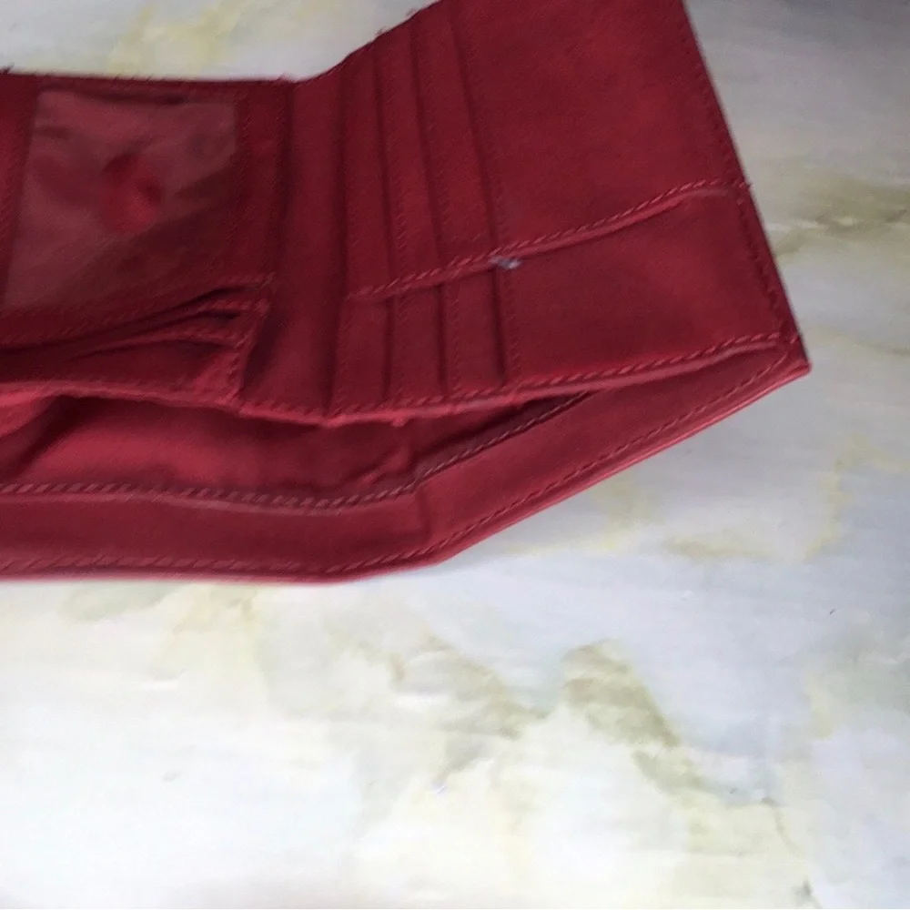 Vintage Y2K Liz Claiborne Dark Red Faux Leather Trifold Wallet